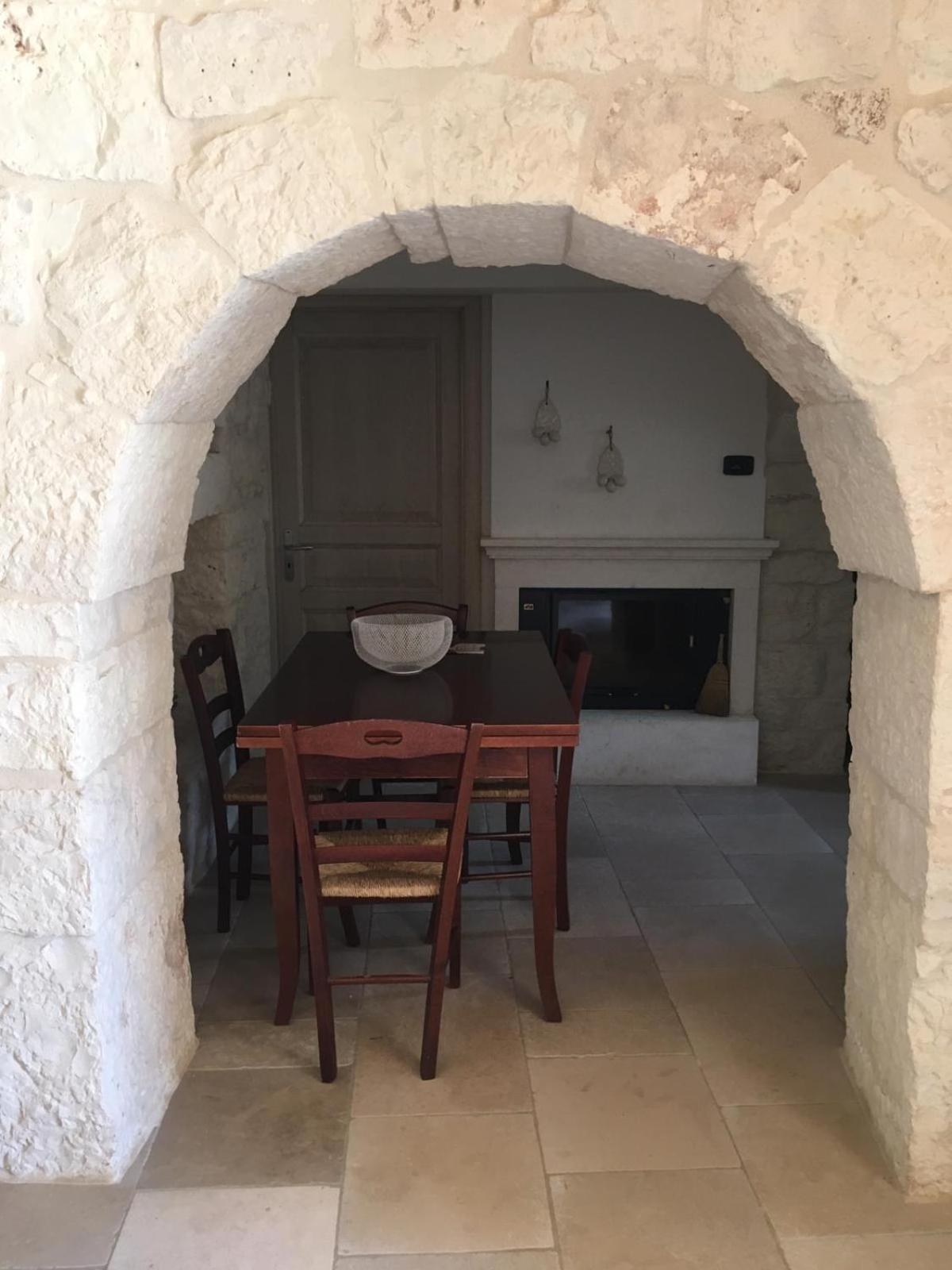 I Trulli Di Mario Villa Cisternino Room photo